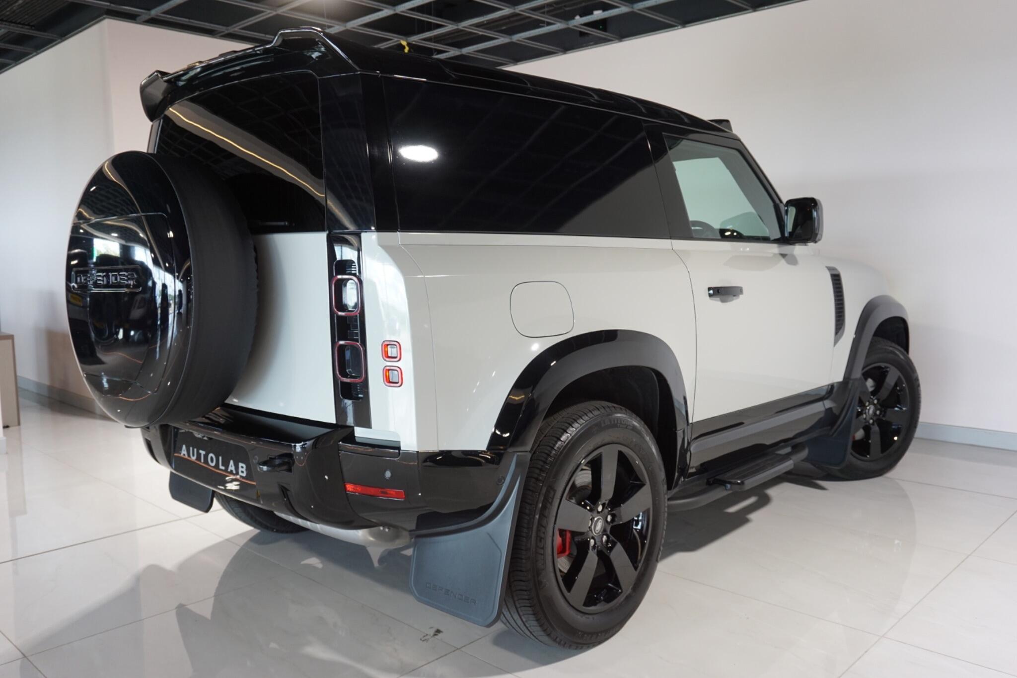 Land Rover Defender 90 3.0 D300 MHEV X-Dynamic HSE Hard Top SUV 3dr Diesel Auto 4WD SWB Euro 6 (s/s) (300 ps)